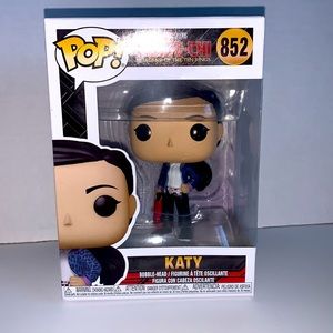Funko Pop! Shang-Chi and The Legend of The Ten Rings - Katy w/ Fire Extinguisher